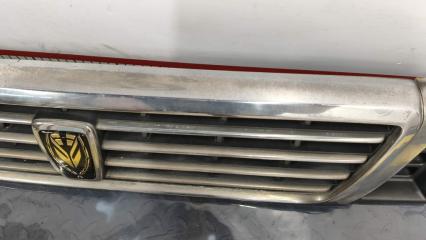 Решетка радиатора NISSAN CARAVAN ARMGE24 TD27ETi 6231065N00 3 ракурс