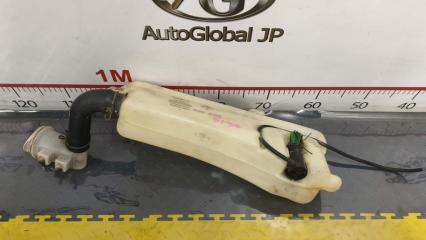 Бачок стеклоомывателя MITSUBISHI PAJERO V25 6G74 MB683930 1 ракурс