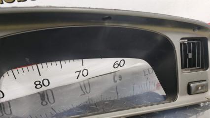 Консоль спидометра NISSAN CARAVAN ARMGE24 TD27ETi 6824037N00 5 ракурс Консоль спидометра NISSAN CARAVAN ARMGE24 TD27ETi 6824037N00 5 ракурс