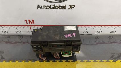 Блок предохранителей Jeep Grand Cherokee WK2 ERB 68089320AE 1 ракурс