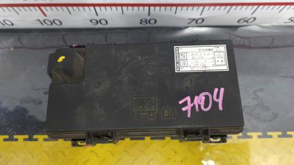 Блок предохранителей Jeep Grand Cherokee WK2 ERB 68089320AE 2 ракурс
