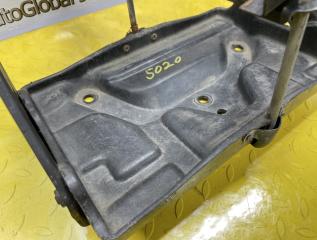 Крепление аккумулятора TOYOTA LAND CRUISER PRADO KZJ71 1KZTE 7440360111 3 ракурс
