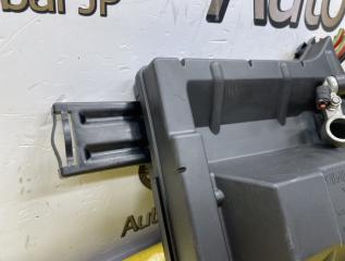 Блок предохранителей PORSCHE PANAMERA 970 4840 97061030100 3 ракурс