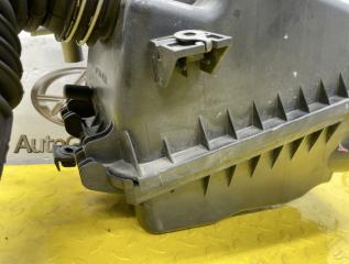 Корпус воздушного фильтра TOYOTA VOLTZ ZZE138 1ZZFE 177050D050 4 ракурс Корпус воздушного фильтра TOYOTA VOLTZ ZZE138 1ZZFE 177050D050 4 ракурс