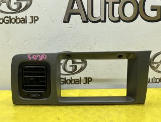 Консоль магнитофона TOYOTA LAND CRUISER PRADO KZJ71 1KZTE 5541360010B0 1 ракурс