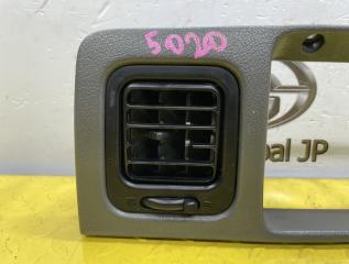 Консоль магнитофона TOYOTA LAND CRUISER PRADO KZJ71 1KZTE 5541360010B0 2 ракурс