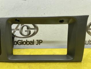 Консоль магнитофона TOYOTA LAND CRUISER PRADO KZJ71 1KZTE 5541360010B0 3 ракурс