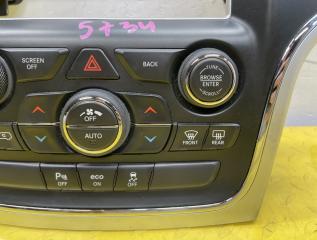 Блок управления климат-контролем Jeep Grand Cherokee WK2 ERB 3.6 5091848AF 3 ракурс