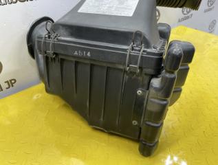 Корпус воздушного фильтра MITSUBISHI PAJERO V25 6G74 MD620875 3 ракурс