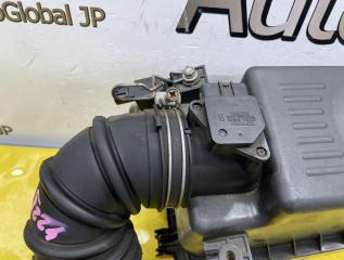 Корпус воздушного фильтра TOYOTA VOLTZ ZZE136 1ZZFE 177010D050 3 ракурс Корпус воздушного фильтра TOYOTA VOLTZ ZZE136 1ZZFE 177010D050 3 ракурс