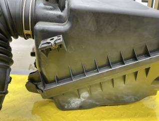 Корпус воздушного фильтра TOYOTA VOLTZ ZZE136 1ZZFE 177010D050 4 ракурс Корпус воздушного фильтра TOYOTA VOLTZ ZZE136 1ZZFE 177010D050 4 ракурс