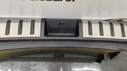 Накладка замка багажника LEXUS NX200T AGZ15 8ARFTS 5803878010C0 3 ракурс