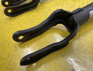 Стойка передняя Jeep Grand Cherokee WK2 ERB 3.6 68231884AA 3 ракурс