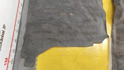 Ковер пола TOYOTA LAND CRUISER PRADO KZJ71 1KZTE 585106A230B0 4 ракурс Ковер пола TOYOTA LAND CRUISER PRADO KZJ71 1KZTE 585106A230B0 4 ракурс