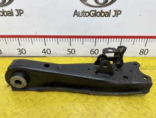 Рычаг правый передний TOYOTA HIACE LH80 2L 4806826022 4 ракурс