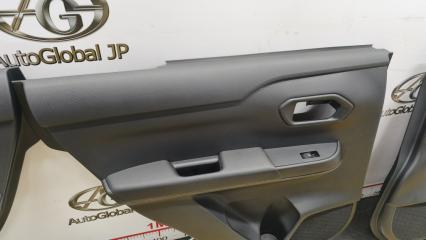 Обшивка дверей TOYOTA RAIZE A202A WAVEX 67610B1180C0 5 ракурс