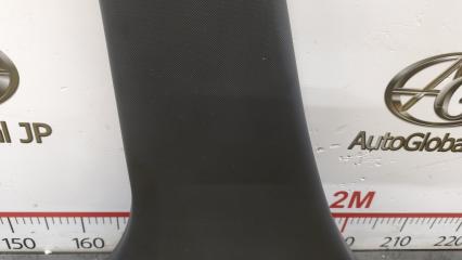 Накладка на стойку кузова левая TOYOTA RAIZE A202A WAVEX 62414B1070C0 4 ракурс Накладка на стойку кузова левая TOYOTA RAIZE A202A WAVEX 62414B1070C0 4 ракурс
