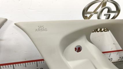 Накладка на стойку кузова TOYOTA RAIZE A202A WAVEX 62471B1320B0 5 ракурс Накладка на стойку кузова TOYOTA RAIZE A202A WAVEX 62471B1320B0 5 ракурс