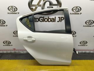 Дверь правая задняя TOYOTA AQUA NHP10 1NZFXE 6700352460 1 ракурс