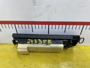Блок упр. стеклоподьемниками правый передний NISSAN Terrano WBYD21 TD27 2540152S00 4 ракурс