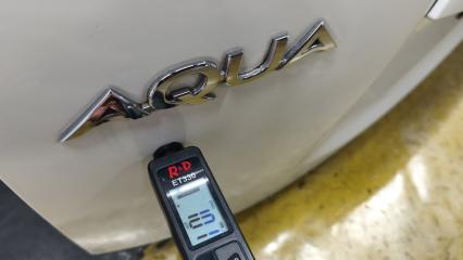 Дверь 5-я TOYOTA AQUA NHP10 1NZFXE 6700552D00 3 ракурс
