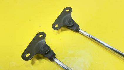 Амортизатор багажника TOYOTA LAND CRUISER FZJ80 1FZFE 6896060030 2 ракурс