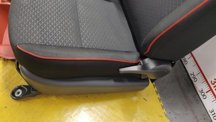 Сидения комплект TOYOTA RAIZE A202A WAVEX 71110B1902 3 ракурс