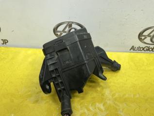 Блок предохранителей TOYOTA RAV4 MXAA54 M20AFKS 8261042090 2 ракурс Блок предохранителей TOYOTA RAV4 MXAA54 M20AFKS 8261042090 2 ракурс