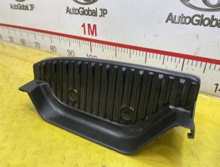 Подножка TOYOTA HIACE KZH106 1KZTE 6141326010 3 ракурс