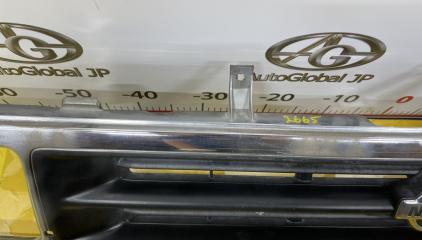 Решетка радиатора NISSAN Terrano WHYD21 VG30E 6231060G00 3 ракурс