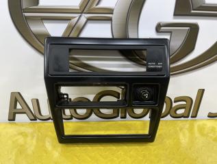 Консоль магнитофона NISSAN Terrano WBYD21 TD27 6826015G00 1 ракурс