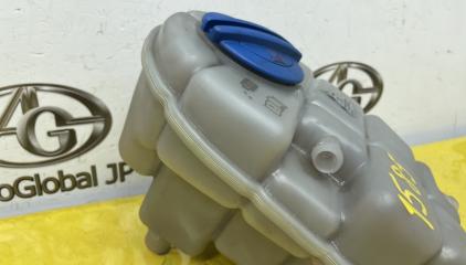Бачок расширительный AUDI A6 4G CHVA 4G0121403AC 3 ракурс
