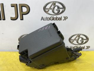 Блок предохранителей LEXUS NX200T AGZ15 8ARFTS 8263148020 1 ракурс