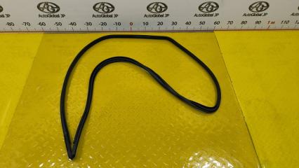 Уплотнительная резинка левая передняя TOYOTA RAV4 MXAA54 M20AFKS 6231242110 1 ракурс