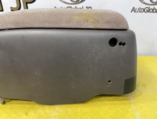 Бардачок между сиденьями TOYOTA HIACE KZH106 1KZTE 5891026071E0 3 ракурс Бардачок между сиденьями TOYOTA HIACE KZH106 1KZTE 5891026071E0 3 ракурс