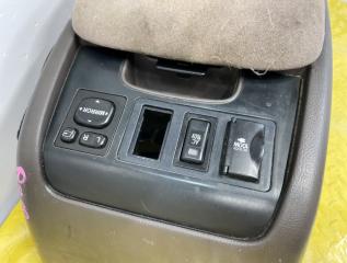 Бардачок между сиденьями TOYOTA HIACE KZH106 1KZTE 5891026071E0 5 ракурс Бардачок между сиденьями TOYOTA HIACE KZH106 1KZTE 5891026071E0 5 ракурс