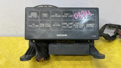 Блок предохранителей NISSAN SAFARI VRGY61 TD42T 24383VB060 3 ракурс