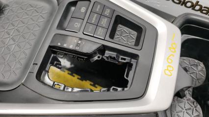 Бардачок между сиденьями TOYOTA RAV4 MXAA54 M20AFKS 5881042050C0 3 ракурс Бардачок между сиденьями TOYOTA RAV4 MXAA54 M20AFKS 5881042050C0 3 ракурс