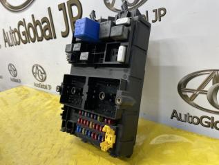 Блок предохранителей Jeep Grand Cherokee WJ ERH 56038406AJ 5 ракурс
