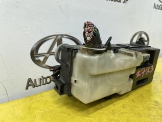 Блок предохранителей TOYOTA HIACE KZH138 1KZTE 8273426020 4 ракурс Блок предохранителей TOYOTA HIACE KZH138 1KZTE 8273426020 4 ракурс