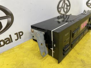 Блок управления климат-контролем TOYOTA HIACE KZH106 1KZTE 5590226080 4 ракурс