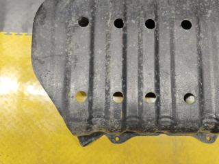 Защита топливного бака NISSAN Terrano LBYD21 TD27 1728541G00 3 ракурс