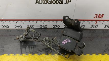 Блок abs TOYOTA HIACE KZH106 1KZTE 4405026010 1 ракурс Блок abs TOYOTA HIACE KZH106 1KZTE 4405026010 1 ракурс