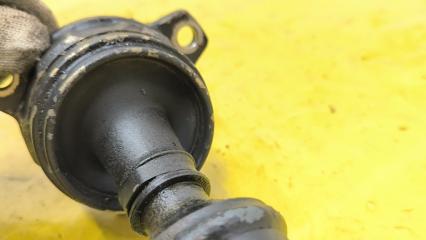 Карданный вал передний MITSUBISHI DELICA PE8W 4M40 MR336384 4 ракурс Карданный вал передний MITSUBISHI DELICA PE8W 4M40 MR336384 4 ракурс