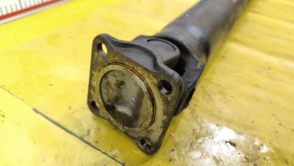 Карданный вал задний NISSAN Terrano WHYD21 VG30E 3730083G00 2 ракурс Карданный вал задний NISSAN Terrano WHYD21 VG30E 3730083G00 2 ракурс