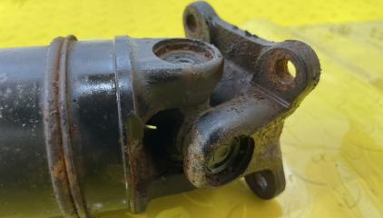Карданный вал TOYOTA RAV4 MXAA54 M20AFKS 3710042070 3 ракурс Карданный вал TOYOTA RAV4 MXAA54 M20AFKS 3710042070 3 ракурс
