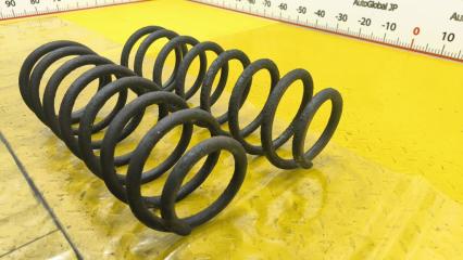 Пружина задняя TOYOTA LAND CRUISER FZJ80 1FZFE 482316A080 5 ракурс Пружина задняя TOYOTA LAND CRUISER FZJ80 1FZFE 482316A080 5 ракурс