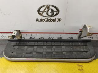Подножка правая передняя MITSUBISHI DELICA PE8W 4M40 MR365071 1 ракурс Подножка правая передняя MITSUBISHI DELICA PE8W 4M40 MR365071 1 ракурс