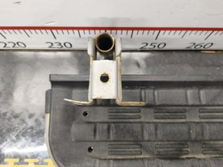 Подножка правая передняя MITSUBISHI DELICA PE8W 4M40 MR365071 2 ракурс Подножка правая передняя MITSUBISHI DELICA PE8W 4M40 MR365071 2 ракурс