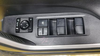 Обшивка дверей правая передняя TOYOTA RAV4 MXAA54 M20AFKS 6761042D10C5 5 ракурс Обшивка дверей правая передняя TOYOTA RAV4 MXAA54 M20AFKS 6761042D10C5 5 ракурс